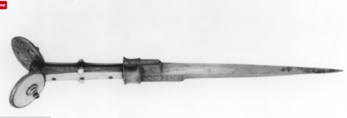 ear dagger 1490-1500.PNG