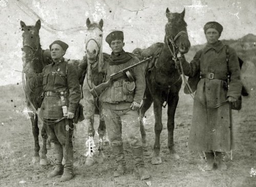 Кавалеристы на защите Родины в Великую Отечественную Войну..jpg