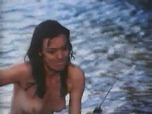 1985 - Обнаженная месть   Naked Vengeance (480p)_7711_5653.00.02.19.jpg
