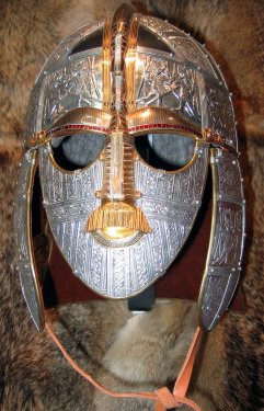 800px-Sutton_Hoo_Helmet_Replica.jpg