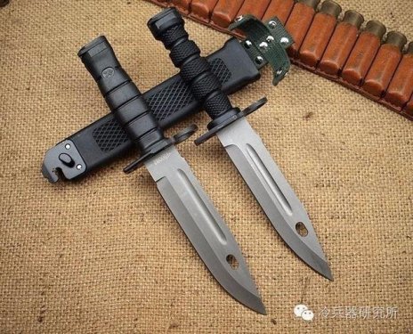 штык-нож QNL-95 - разные рукоятки_2.jpg