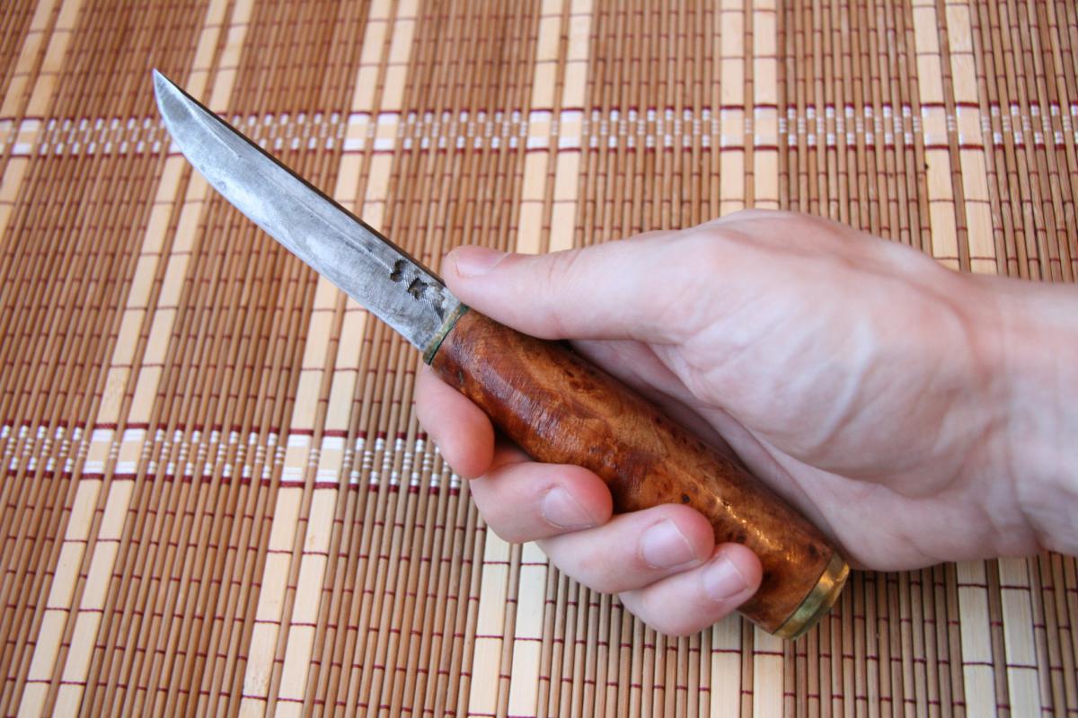 Нож бочка. Нож бочка Barrel Knife от Джо Энгстром. Шведский ножик. Финские ножи от кустарей. Нож бочонок шведский.