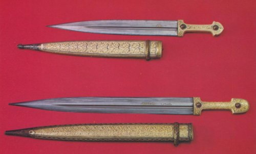 dagestan_daggers.jpg